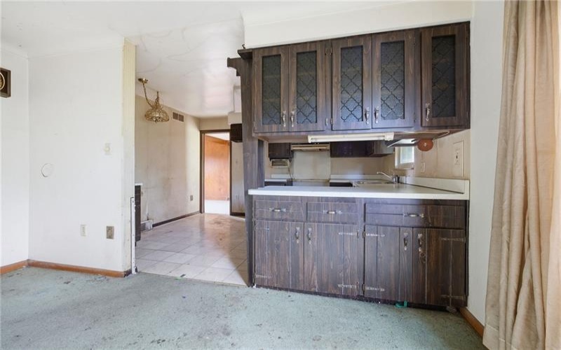4104 Burnsire Dr, Irwin, 15642, 3 Bedrooms Bedrooms, 7 Rooms Rooms,1 BathroomBathrooms,Residential,For Sale,Burnsire Dr,1757504