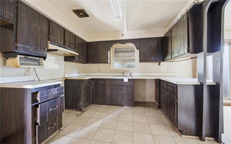 4104 Burnsire Dr, Irwin, 15642, 3 Bedrooms Bedrooms, 7 Rooms Rooms,1 BathroomBathrooms,Residential,For Sale,Burnsire Dr,1757504