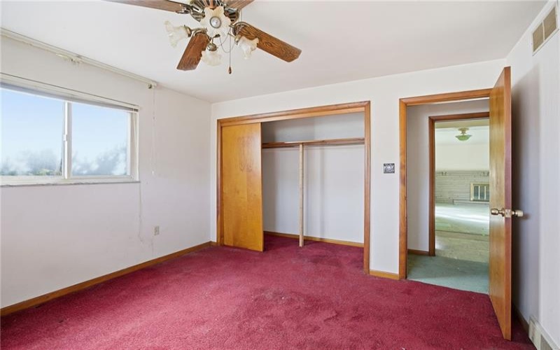 4104 Burnsire Dr, Irwin, 15642, 3 Bedrooms Bedrooms, 7 Rooms Rooms,1 BathroomBathrooms,Residential,For Sale,Burnsire Dr,1757504