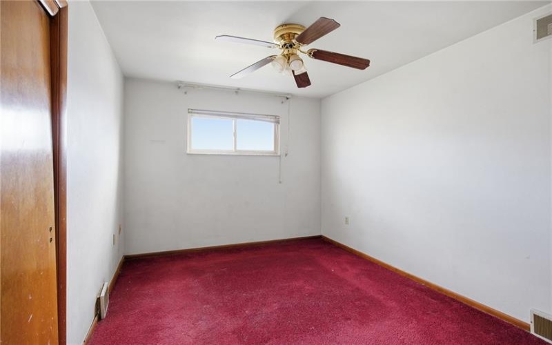 4104 Burnsire Dr, Irwin, 15642, 3 Bedrooms Bedrooms, 7 Rooms Rooms,1 BathroomBathrooms,Residential,For Sale,Burnsire Dr,1757504