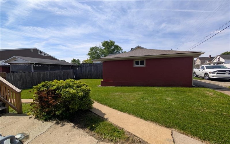 105 Depot St, Youngwood, 15697, ,Multi-unit,For Sale,Depot St,1757566