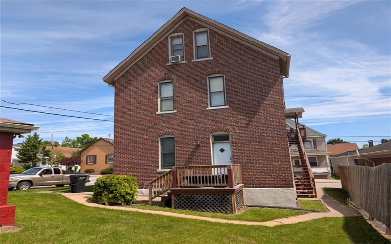 105 Depot St, Youngwood, 15697, ,Multi-unit,For Sale,Depot St,1757566