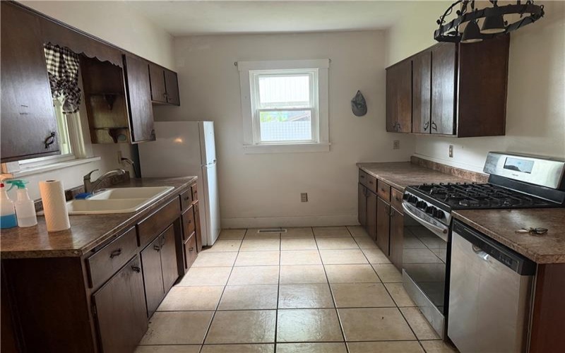1326 Woodmont Ave, New Kensington, 15068, 3 Bedrooms Bedrooms, ,1 BathroomBathrooms,Residential,For Sale,Woodmont Ave,1757593