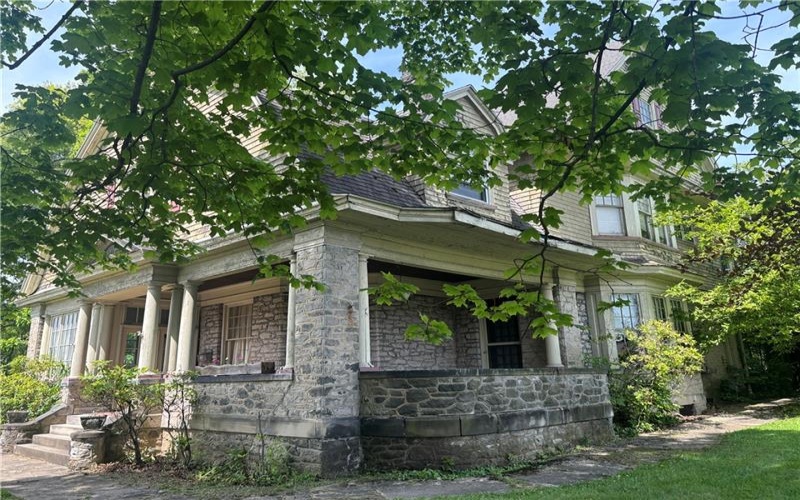 1126 HIGH ST, Brownsville, 15417, 5 Bedrooms Bedrooms, ,2.1 BathroomsBathrooms,Residential,For Sale,HIGH ST,1757662