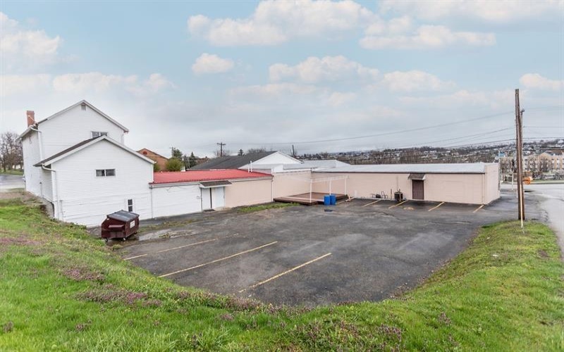 229 Pittsburgh Street, Uniontown, 15401, ,Commercial-industrial-business,For Sale,Pittsburgh Street,1757143