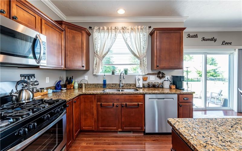 131 SHARON DRIVE, Pleasant Unity, 15676, 4 Bedrooms Bedrooms, 10 Rooms Rooms,3.1 BathroomsBathrooms,Residential,For Sale,SHARON DRIVE,1757538