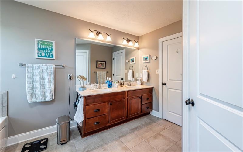 131 SHARON DRIVE, Pleasant Unity, 15676, 4 Bedrooms Bedrooms, 10 Rooms Rooms,3.1 BathroomsBathrooms,Residential,For Sale,SHARON DRIVE,1757538