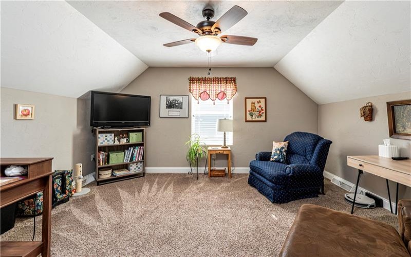 131 SHARON DRIVE, Pleasant Unity, 15676, 4 Bedrooms Bedrooms, 10 Rooms Rooms,3.1 BathroomsBathrooms,Residential,For Sale,SHARON DRIVE,1757538