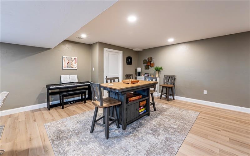 131 SHARON DRIVE, Pleasant Unity, 15676, 4 Bedrooms Bedrooms, 10 Rooms Rooms,3.1 BathroomsBathrooms,Residential,For Sale,SHARON DRIVE,1757538