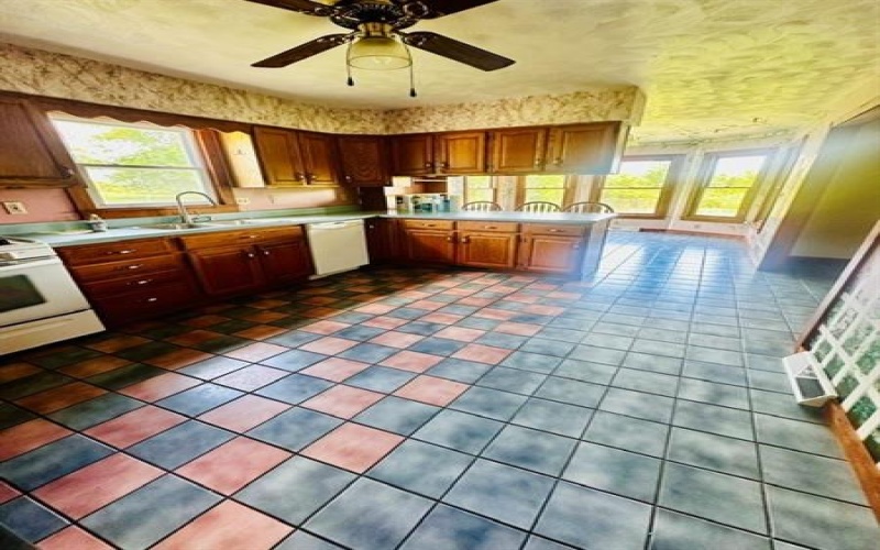 120 Kennel Road, waynesburg, 15370, 4 Bedrooms Bedrooms, ,3.1 BathroomsBathrooms,Residential,For Sale,Kennel Road,1757681
