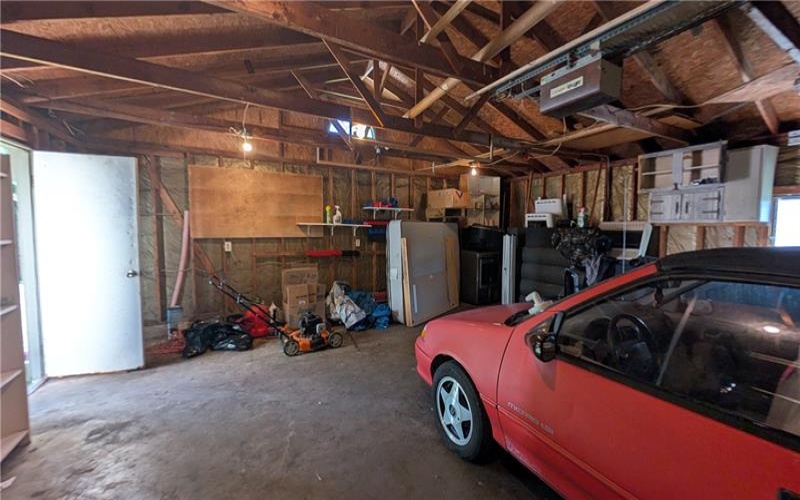 1241 Pittsburgh Road, Uniontown, 15401, 5 Bedrooms Bedrooms, ,3 BathroomsBathrooms,Residential,For Sale,Pittsburgh Road,1757702