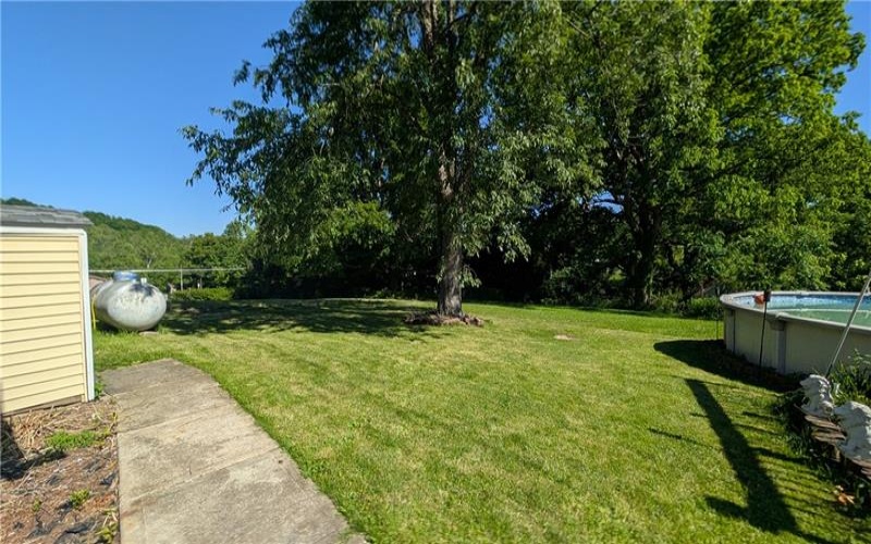 1241 Pittsburgh Road, Uniontown, 15401, 5 Bedrooms Bedrooms, ,3 BathroomsBathrooms,Residential,For Sale,Pittsburgh Road,1757702