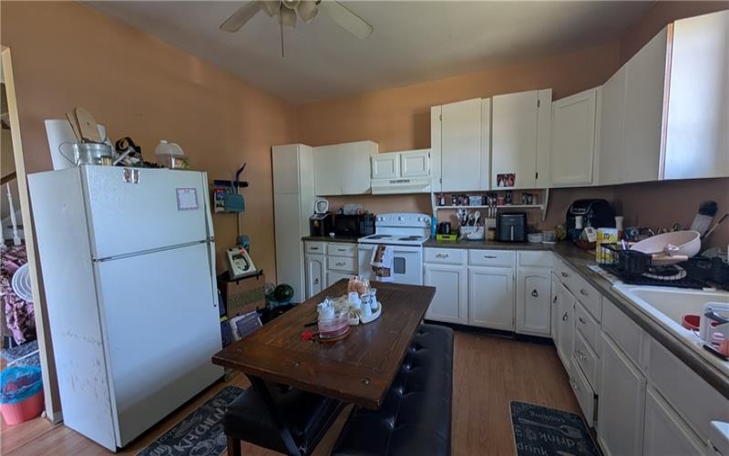 1241 Pittsburgh Road, Uniontown, 15401, 5 Bedrooms Bedrooms, ,3 BathroomsBathrooms,Residential,For Sale,Pittsburgh Road,1757702