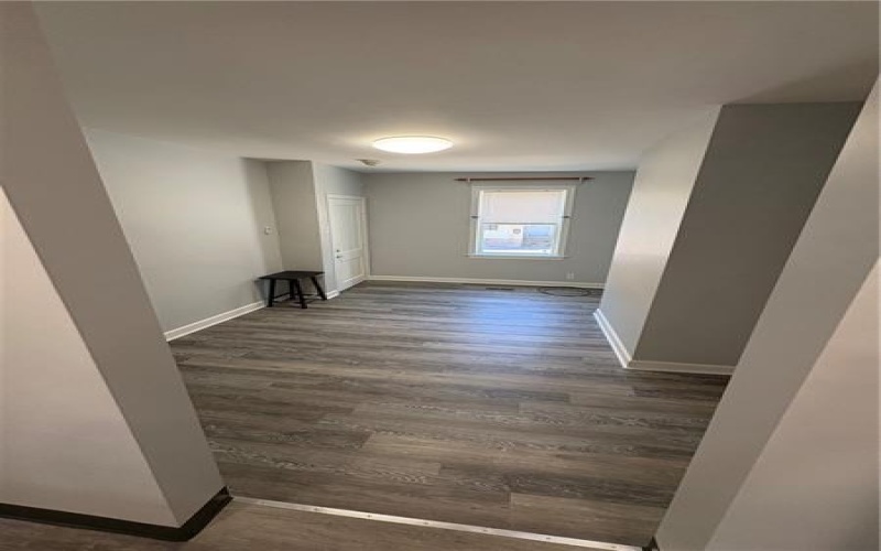 305 Pennsylvania Ave, Greensburg, 15601, 2 Bedrooms Bedrooms, ,1.1 BathroomsBathrooms,Lease,For Rent,Pennsylvania Ave,1757764