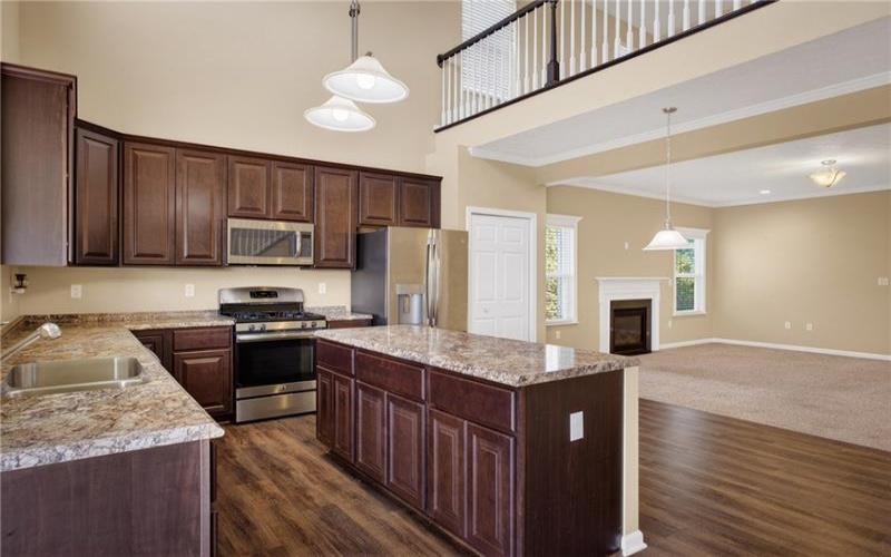 229 Country Barn Rd, Houston, 15342, 3 Bedrooms Bedrooms, 11 Rooms Rooms,2.2 BathroomsBathrooms,Residential,For Sale,Country Barn Rd,1757524