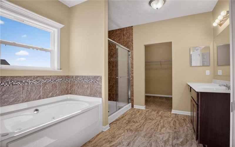 229 Country Barn Rd, Houston, 15342, 3 Bedrooms Bedrooms, 11 Rooms Rooms,2.2 BathroomsBathrooms,Residential,For Sale,Country Barn Rd,1757524