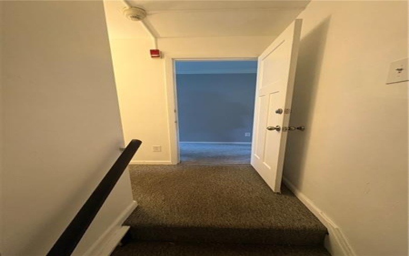 303 Pennsylvania Ave, Greensburg, 15601, 1 Bedroom Bedrooms, ,1.1 BathroomsBathrooms,Lease,For Rent,Pennsylvania Ave,1757777