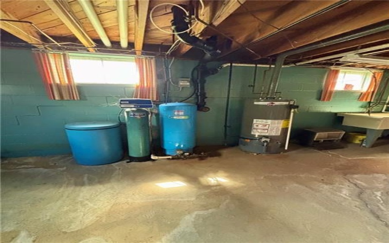 277 Buffalo Rd S, Washington, 15301, 3 Bedrooms Bedrooms, ,1 BathroomBathrooms,Residential,For Sale,Buffalo Rd S,1757837