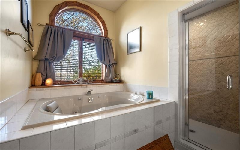 338 Quarry Rd, Washington, 15301, 5 Bedrooms Bedrooms, 14 Rooms Rooms,3.2 BathroomsBathrooms,Residential,For Sale,Quarry Rd,1732671