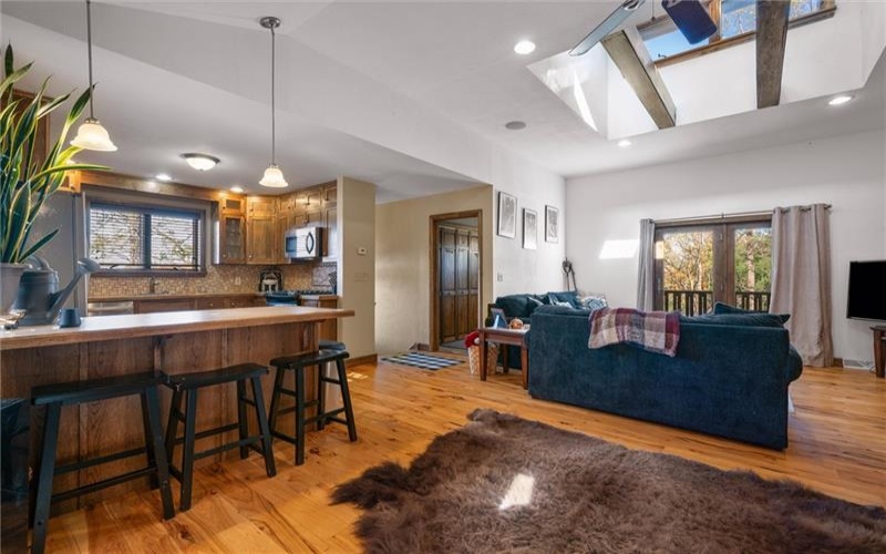 338 Quarry Rd, Washington, 15301, 5 Bedrooms Bedrooms, 14 Rooms Rooms,3.2 BathroomsBathrooms,Residential,For Sale,Quarry Rd,1732671