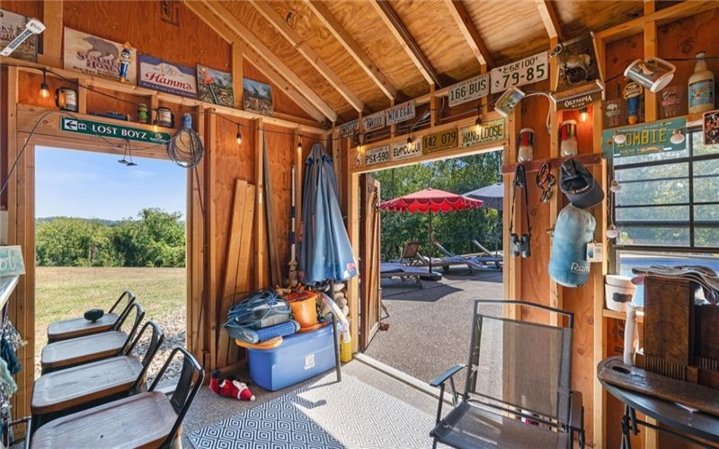338 Quarry Rd, Washington, 15301, 5 Bedrooms Bedrooms, 14 Rooms Rooms,3.2 BathroomsBathrooms,Residential,For Sale,Quarry Rd,1732671