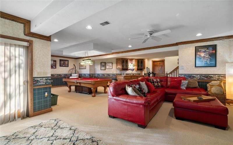 338 Quarry Rd, Washington, 15301, 5 Bedrooms Bedrooms, 14 Rooms Rooms,3.2 BathroomsBathrooms,Residential,For Sale,Quarry Rd,1732671