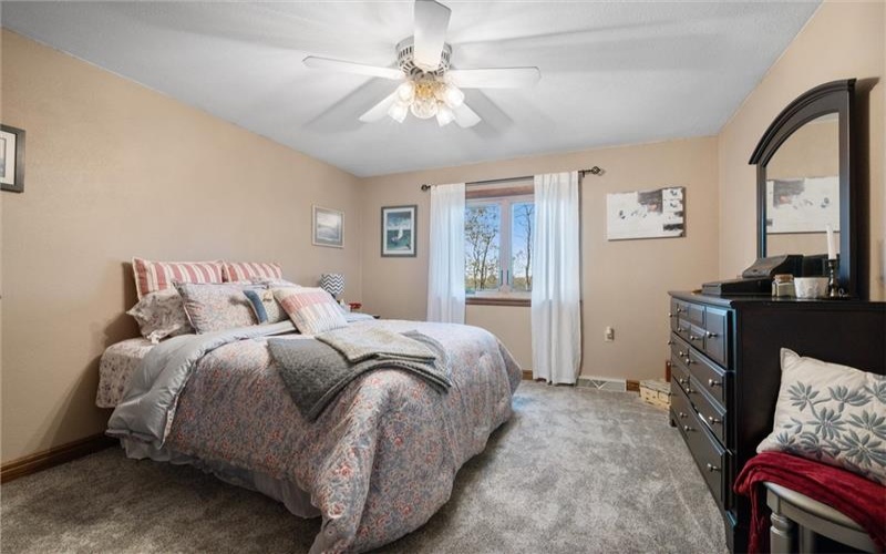 338 Quarry Rd, Washington, 15301, 5 Bedrooms Bedrooms, 14 Rooms Rooms,3.2 BathroomsBathrooms,Residential,For Sale,Quarry Rd,1732671