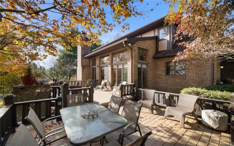 338 Quarry Rd, Washington, 15301, 5 Bedrooms Bedrooms, 14 Rooms Rooms,3.2 BathroomsBathrooms,Residential,For Sale,Quarry Rd,1732671