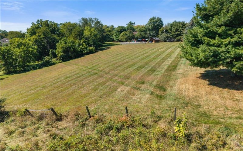338 Quarry Rd, Washington, 15301, 5 Bedrooms Bedrooms, 14 Rooms Rooms,3.2 BathroomsBathrooms,Residential,For Sale,Quarry Rd,1732671
