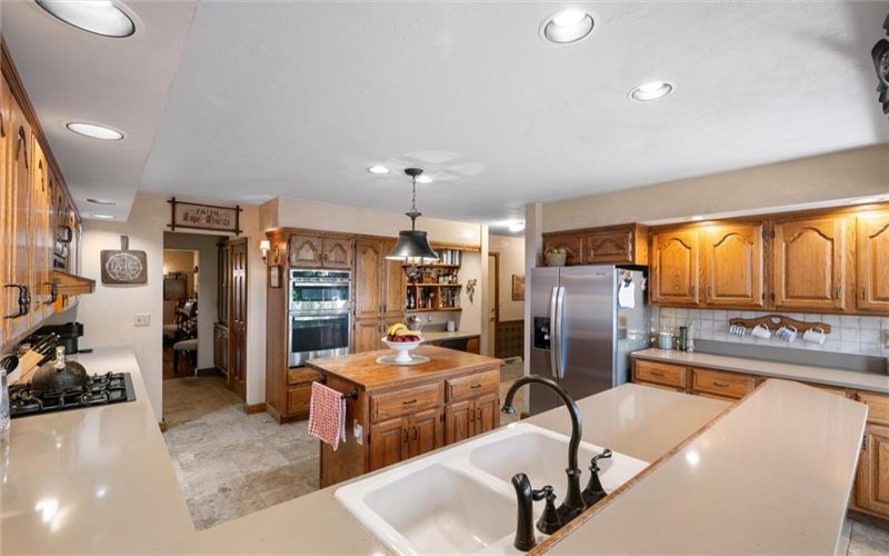 338 Quarry Rd, Washington, 15301, 5 Bedrooms Bedrooms, 14 Rooms Rooms,3.2 BathroomsBathrooms,Residential,For Sale,Quarry Rd,1732671