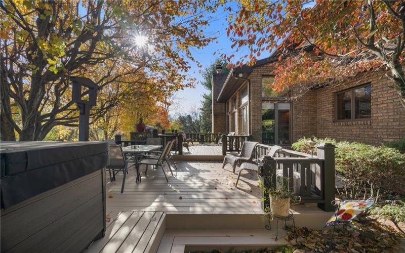 338 Quarry Rd, Washington, 15301, 5 Bedrooms Bedrooms, 14 Rooms Rooms,3.2 BathroomsBathrooms,Residential,For Sale,Quarry Rd,1732671
