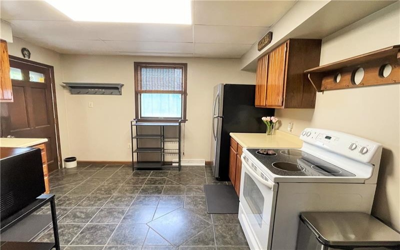 1190 LEEDS AVENUE, Monessen, 15062, 3 Bedrooms Bedrooms, 7 Rooms Rooms,2 BathroomsBathrooms,Residential,For Sale,LEEDS AVENUE,1757418
