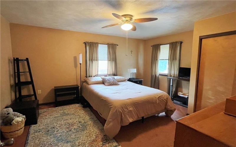 1190 LEEDS AVENUE, Monessen, 15062, 3 Bedrooms Bedrooms, 7 Rooms Rooms,2 BathroomsBathrooms,Residential,For Sale,LEEDS AVENUE,1757418