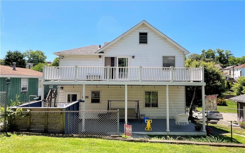 1190 LEEDS AVENUE, Monessen, 15062, 3 Bedrooms Bedrooms, 7 Rooms Rooms,2 BathroomsBathrooms,Residential,For Sale,LEEDS AVENUE,1757418