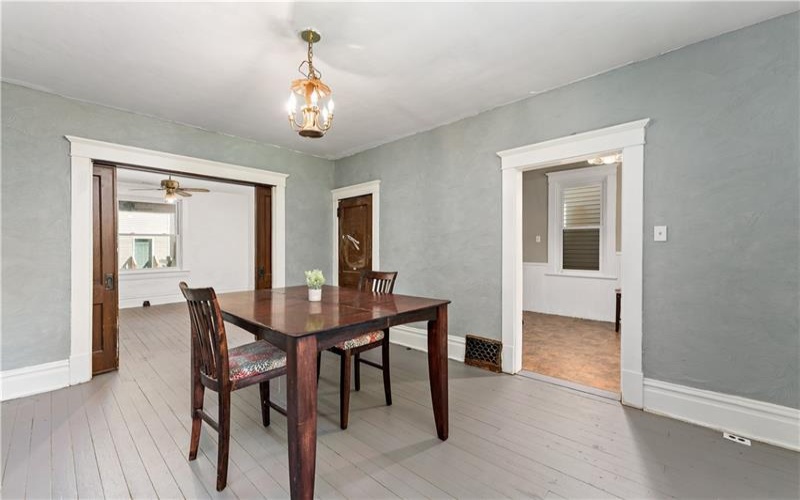 228 4th St, Greensburg, 15601, 3 Bedrooms Bedrooms, ,1 BathroomBathrooms,Residential,For Sale,4th St,1757432
