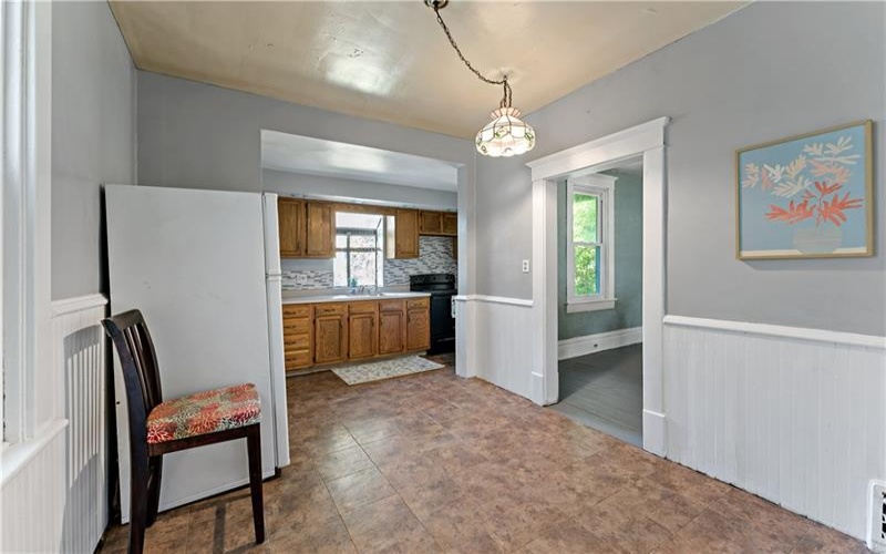 228 4th St, Greensburg, 15601, 3 Bedrooms Bedrooms, ,1 BathroomBathrooms,Residential,For Sale,4th St,1757432