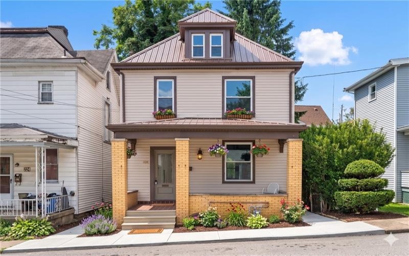 228 4th St, Greensburg, 15601, 3 Bedrooms Bedrooms, ,1 BathroomBathrooms,Residential,For Sale,4th St,1757432