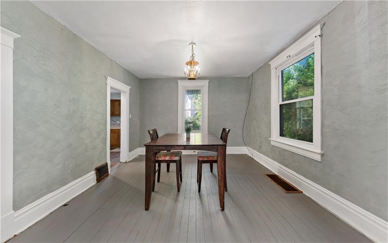 228 4th St, Greensburg, 15601, 3 Bedrooms Bedrooms, ,1 BathroomBathrooms,Residential,For Sale,4th St,1757432