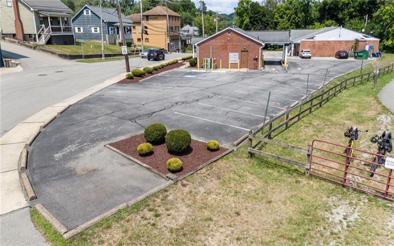 1803 Main St, Burgettstown, 15021, ,Commercial-industrial-business,For Sale,Main St,1757932