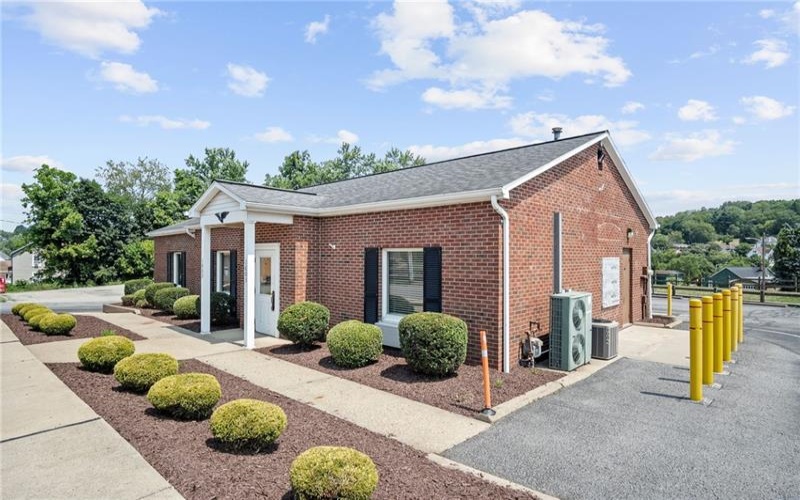 1803 Main St, Burgettstown, 15021, ,Commercial-industrial-business,For Sale,Main St,1757932