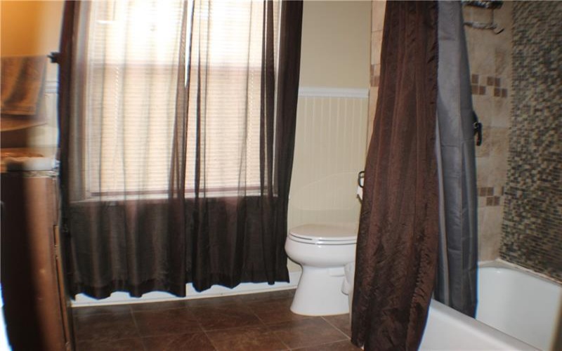 213 Lookout Ave, Charleroi, 15022, 3 Bedrooms Bedrooms, 8 Rooms Rooms,2 BathroomsBathrooms,Residential,For Sale,Lookout Ave,1757947