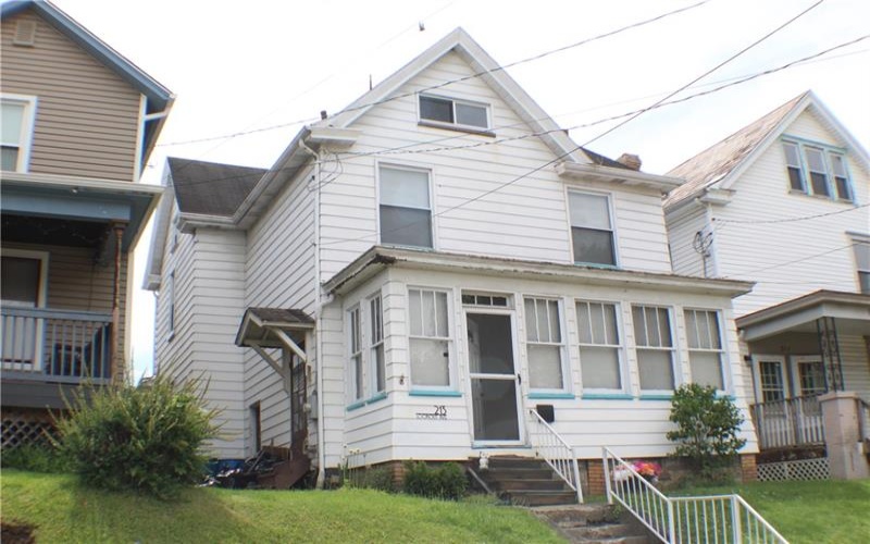 213 Lookout Ave, Charleroi, 15022, 3 Bedrooms Bedrooms, 8 Rooms Rooms,2 BathroomsBathrooms,Residential,For Sale,Lookout Ave,1757947