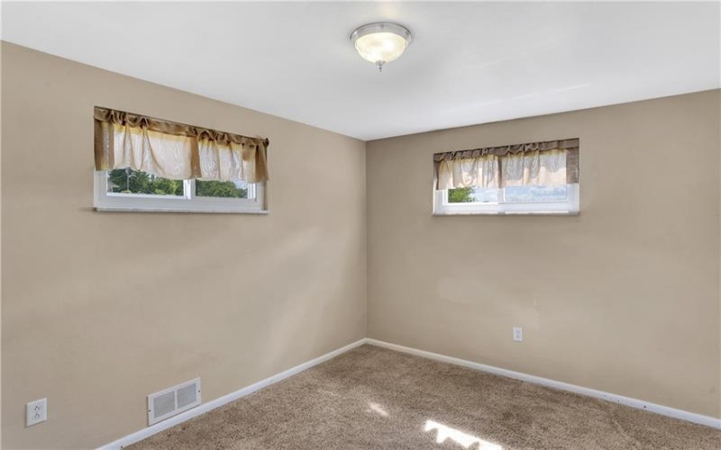 402 Highland Street, Herminie, 15637, 3 Bedrooms Bedrooms, 5 Rooms Rooms,1.1 BathroomsBathrooms,Residential,For Sale,Highland Street,1757990