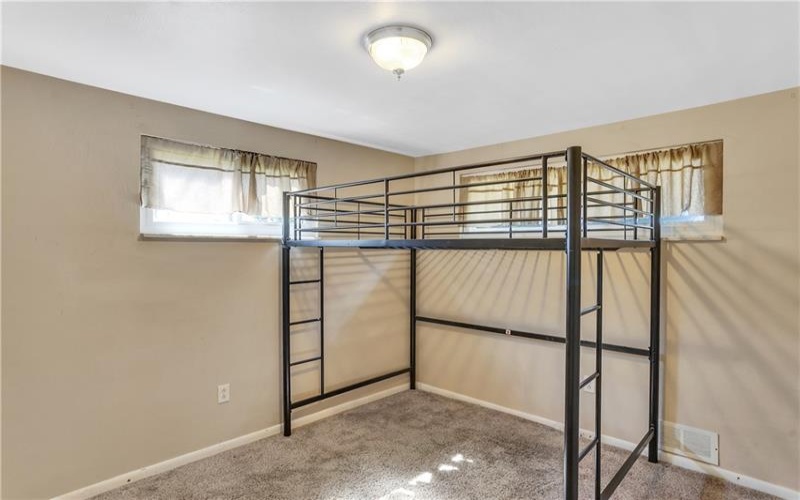 402 Highland Street, Herminie, 15637, 3 Bedrooms Bedrooms, 5 Rooms Rooms,1.1 BathroomsBathrooms,Residential,For Sale,Highland Street,1757990