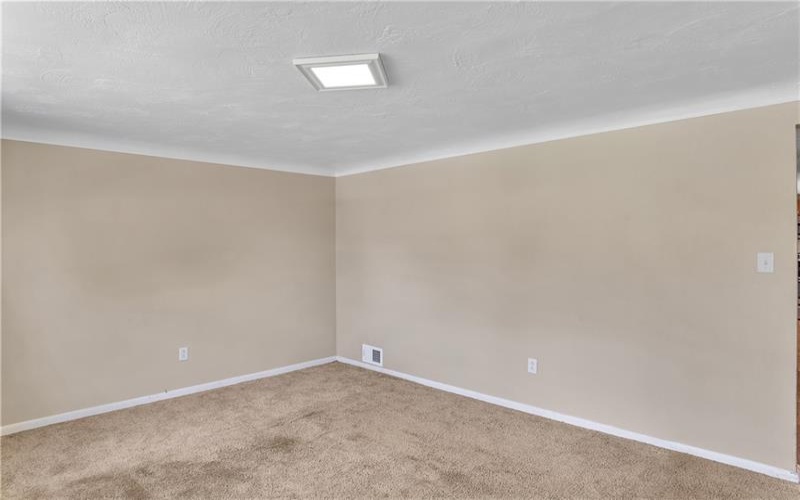 402 Highland Street, Herminie, 15637, 3 Bedrooms Bedrooms, 5 Rooms Rooms,1.1 BathroomsBathrooms,Residential,For Sale,Highland Street,1757990