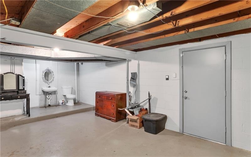 402 Highland Street, Herminie, 15637, 3 Bedrooms Bedrooms, 5 Rooms Rooms,1.1 BathroomsBathrooms,Residential,For Sale,Highland Street,1757990