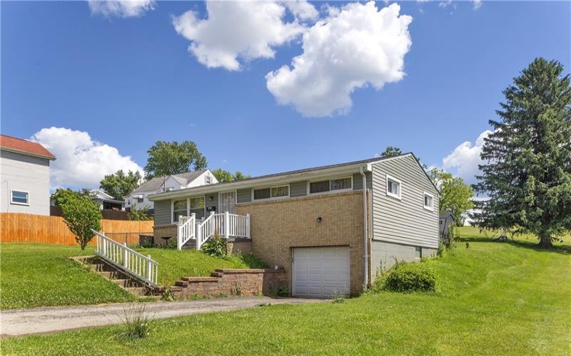 402 Highland Street, Herminie, 15637, 3 Bedrooms Bedrooms, 5 Rooms Rooms,1.1 BathroomsBathrooms,Residential,For Sale,Highland Street,1757990