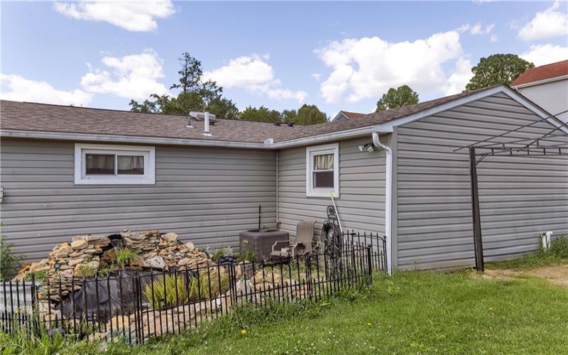402 Highland Street, Herminie, 15637, 3 Bedrooms Bedrooms, 5 Rooms Rooms,1.1 BathroomsBathrooms,Residential,For Sale,Highland Street,1757990