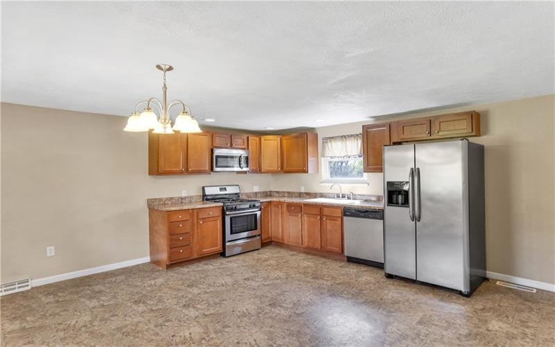 402 Highland Street, Herminie, 15637, 3 Bedrooms Bedrooms, 5 Rooms Rooms,1.1 BathroomsBathrooms,Residential,For Sale,Highland Street,1757990