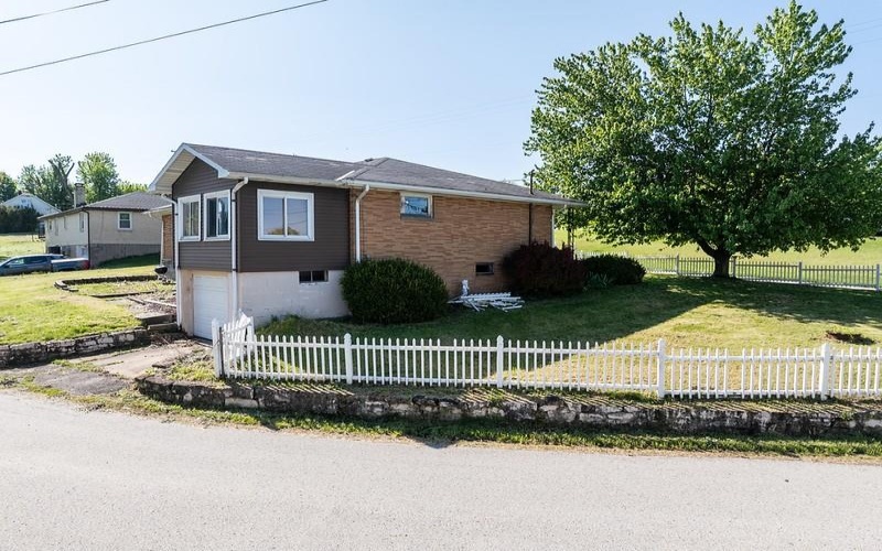 2741 Route 982, Mount Pleasant, 15666, 2 Bedrooms Bedrooms, 6 Rooms Rooms,1 BathroomBathrooms,Residential,For Sale,Route 982,1758023